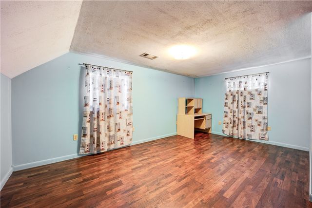 5504 Hilltop Road, Van Buren, AR 72956