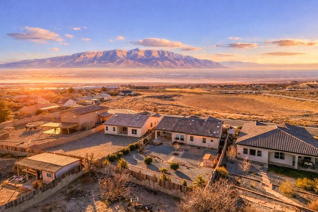 7413 Kodiak Road NE, Rio Rancho, NM 87144