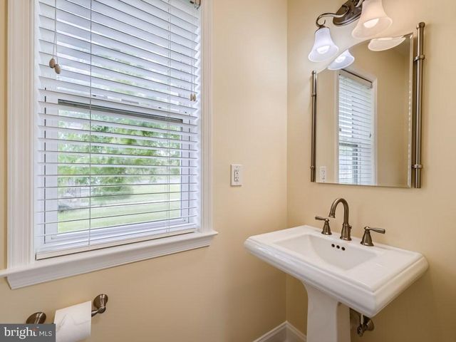 3201 E JOPPA ROAD, Parkville, MD 21234