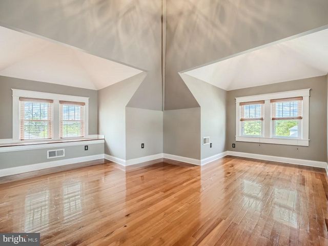 3201 E JOPPA ROAD, Parkville, MD 21234