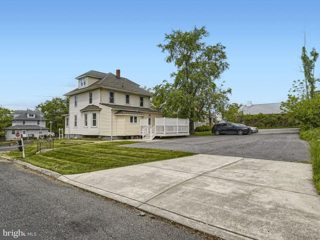 3201 E JOPPA ROAD, Parkville, MD 21234