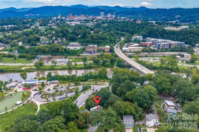 45 Logan Circle, Asheville, NC 28806