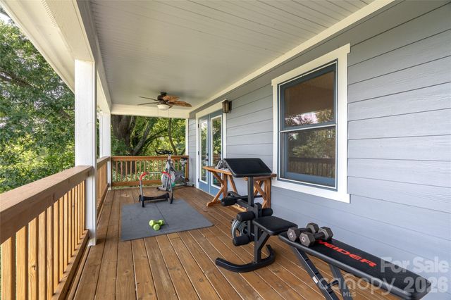 45 Logan Circle, Asheville, NC 28806