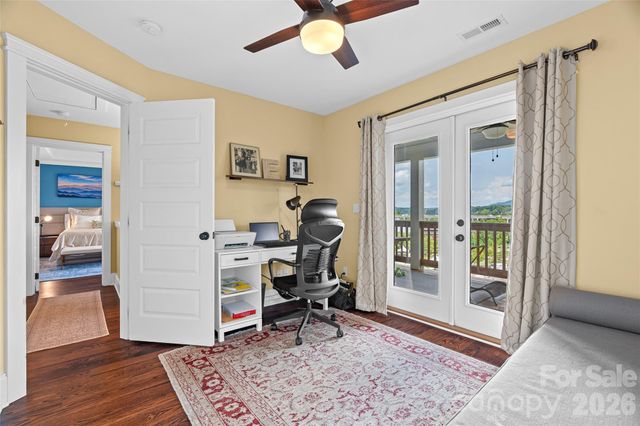 45 Logan Circle, Asheville, NC 28806