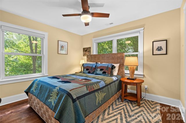 45 Logan Circle, Asheville, NC 28806