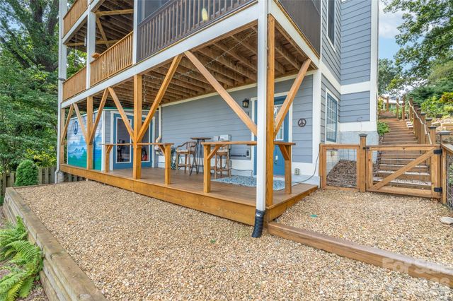 45 Logan Circle, Asheville, NC 28806