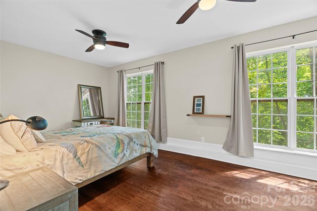 45 Logan Circle, Asheville, NC 28806
