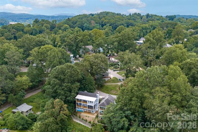 45 Logan Circle, Asheville, NC 28806
