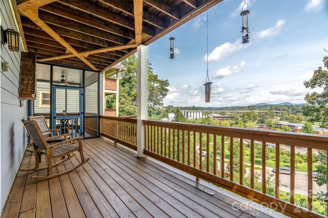 45 Logan Circle, Asheville, NC 28806