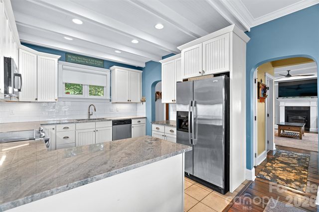 45 Logan Circle, Asheville, NC 28806