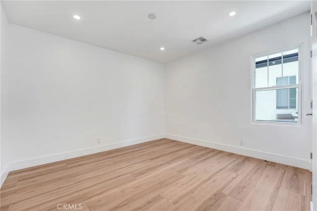 6722 Katherine Ave, Van Nuys, CA 91405