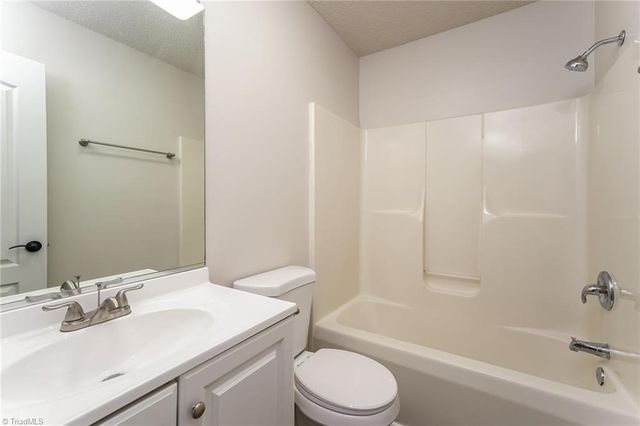 142 Tumbleweed Drive, Winston-salem, NC 27127