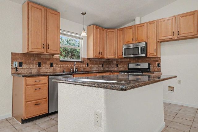 27325 Barton Rd, Pioneer, CA 95666