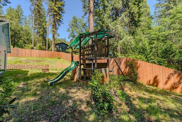 27325 Barton Rd, Pioneer, CA 95666