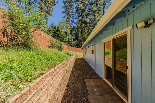 27325 Barton Rd, Pioneer, CA 95666