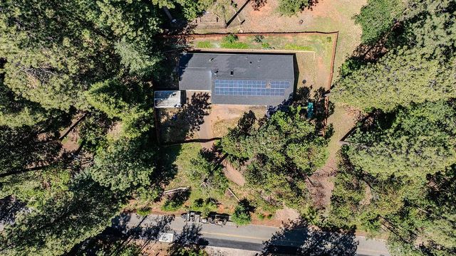 27325 Barton Rd, Pioneer, CA 95666