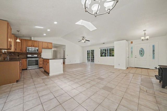 27325 Barton Rd, Pioneer, CA 95666