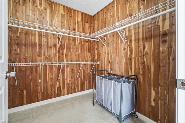 53 Sandie Point LN, Portsmouth, VA 23701