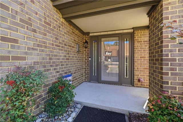 53 Sandie Point LN, Portsmouth, VA 23701