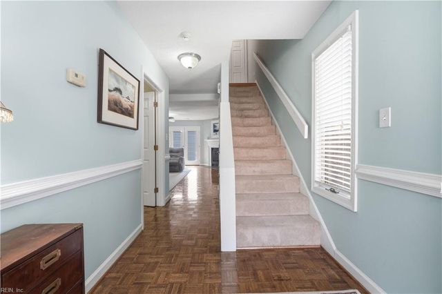 53 Sandie Point LN, Portsmouth, VA 23701