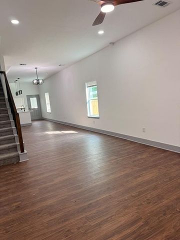 7991 Boy Street, Houston, TX 77028