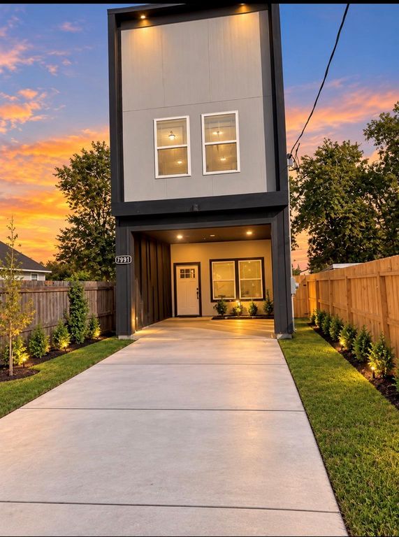 7991 Boy Street, Houston, TX 77028