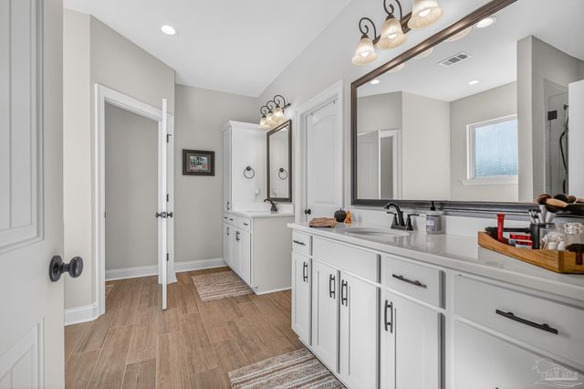 3066 Mountain Laurel Tr, Cantonment, FL 32533