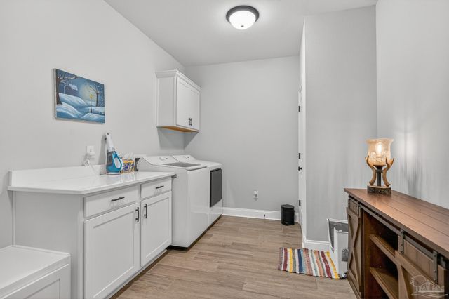 3066 Mountain Laurel Tr, Cantonment, FL 32533