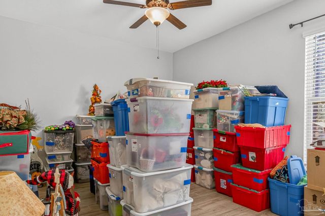 3066 Mountain Laurel Tr, Cantonment, FL 32533