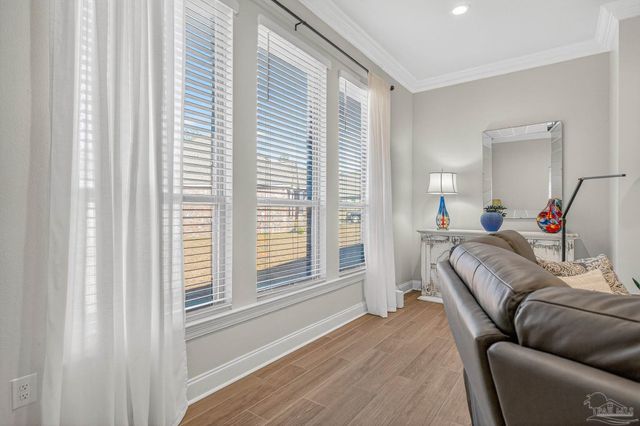 3066 Mountain Laurel Tr, Cantonment, FL 32533