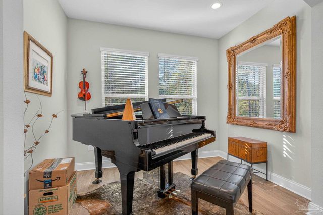 3066 Mountain Laurel Tr, Cantonment, FL 32533