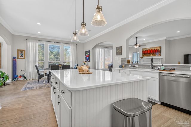 3066 Mountain Laurel Tr, Cantonment, FL 32533