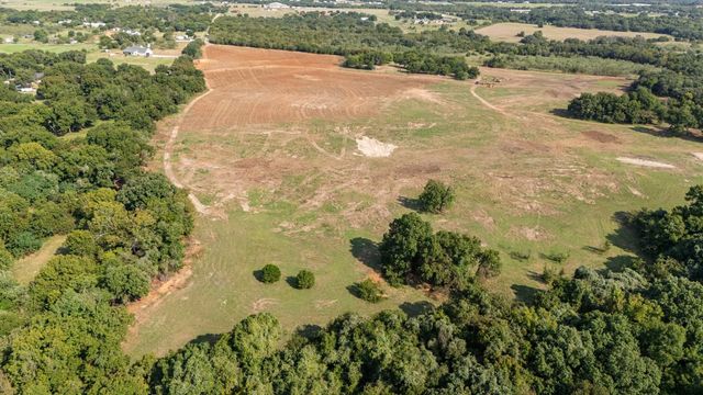 2700 Overton Court, Granbury, TX 76048