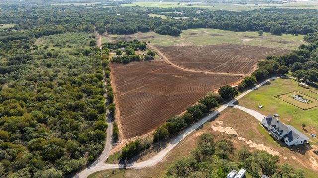 2700 Overton Court, Granbury, TX 76048