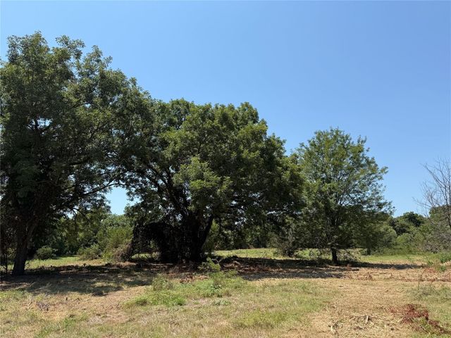 2700 Overton Court, Granbury, TX 76048