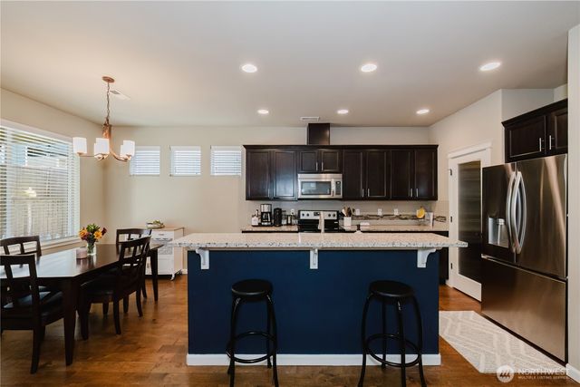 3820 Discovery Avenue SW, Bremerton, WA 98312