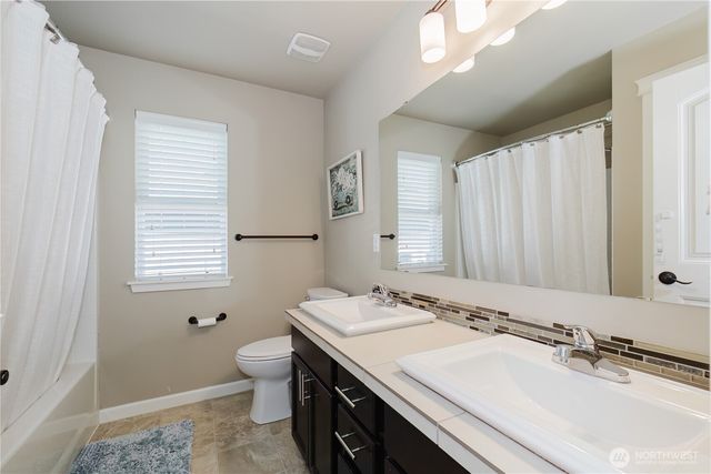 3820 Discovery Avenue SW, Bremerton, WA 98312