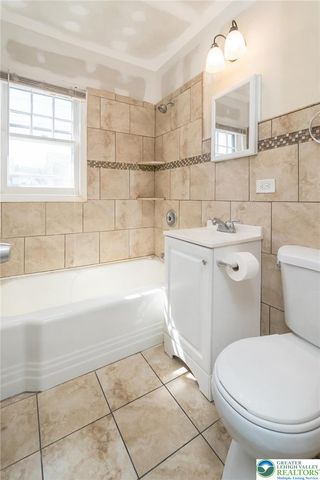 326 Henry Street, Hellertown Boro, PA 18055