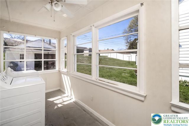326 Henry Street, Hellertown Boro, PA 18055