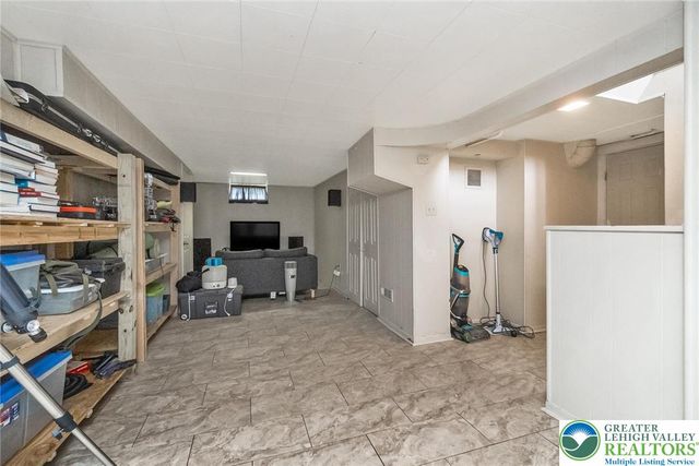 326 Henry Street, Hellertown Boro, PA 18055
