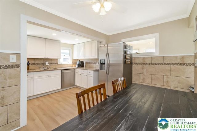 326 Henry Street, Hellertown Boro, PA 18055
