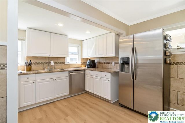 326 Henry Street, Hellertown Boro, PA 18055