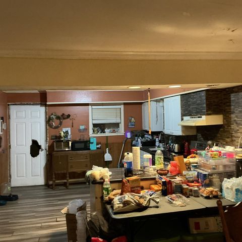 517 N Lake Avenue, Eagle Lake, TX 77434