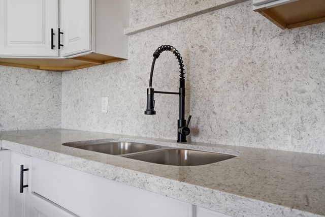 347 S Spring Road, Earlimart, CA 93219