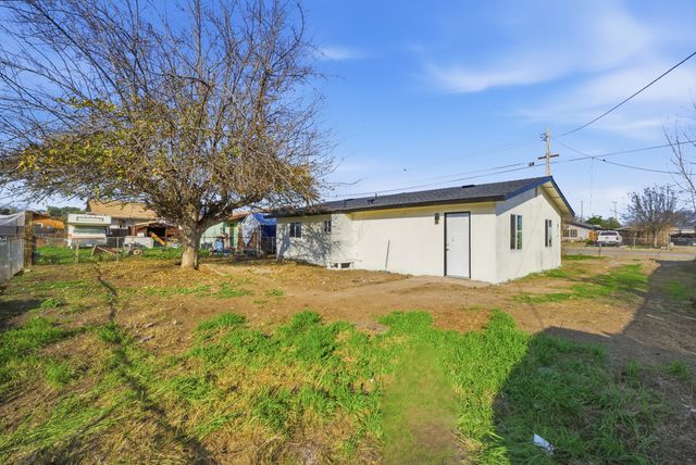 347 S Spring Road, Earlimart, CA 93219