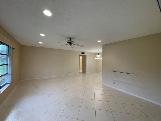 5198 LAKEFRONT Boulevard A, Delray Beach, FL 33484