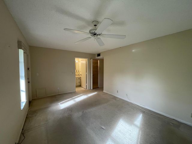 5198 LAKEFRONT Boulevard A, Delray Beach, FL 33484