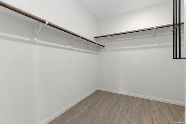 105 OLYMPIC CV, Seguin, TX 78155