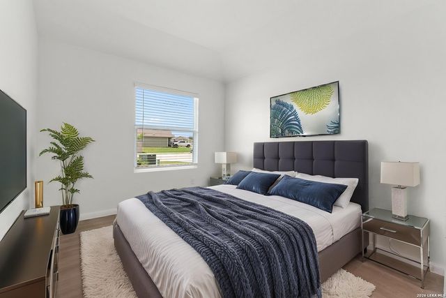 105 OLYMPIC CV, Seguin, TX 78155