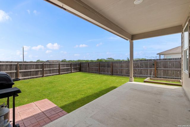 105 OLYMPIC CV, Seguin, TX 78155
